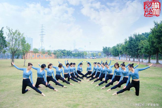 Bsport·B体育广州学瑜伽教练去哪学选择学校这些方面是不能忽视的(图3)